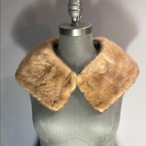 Mink collar with double hook and hand stitching, lined & beautifully done- brown